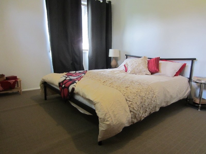 3 Perry Street, Churchill QLD 4305