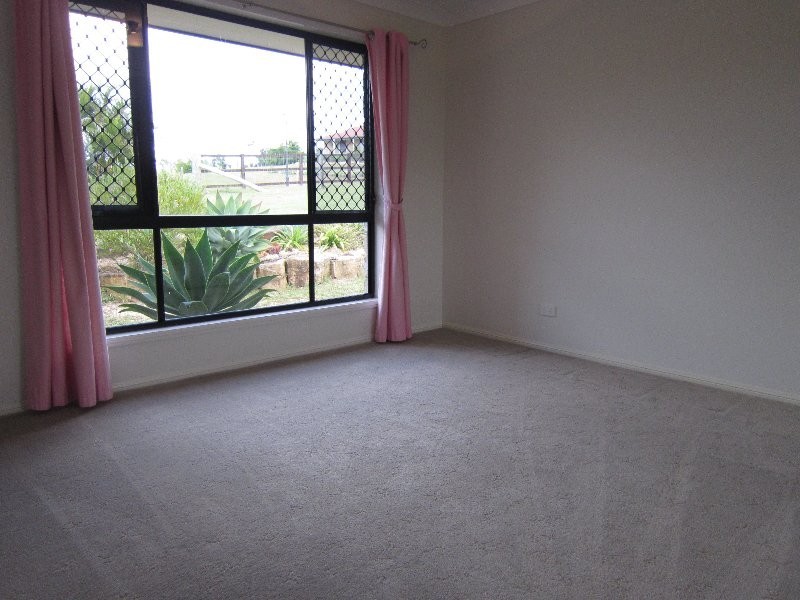 5 Sheridan Court, Willowbank QLD 4306