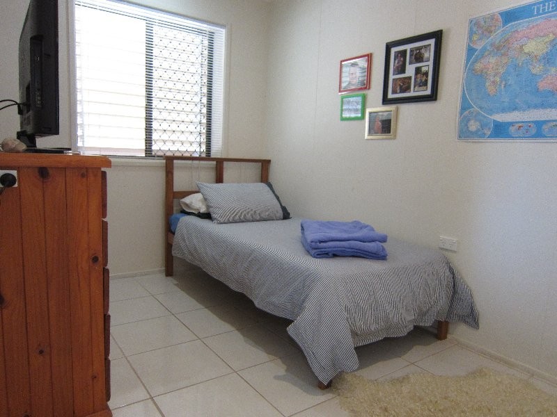 12 Jackson Street, Eastern Heights QLD 4305