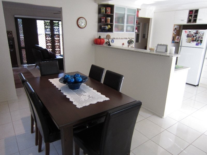 12 Jackson Street, Eastern Heights QLD 4305