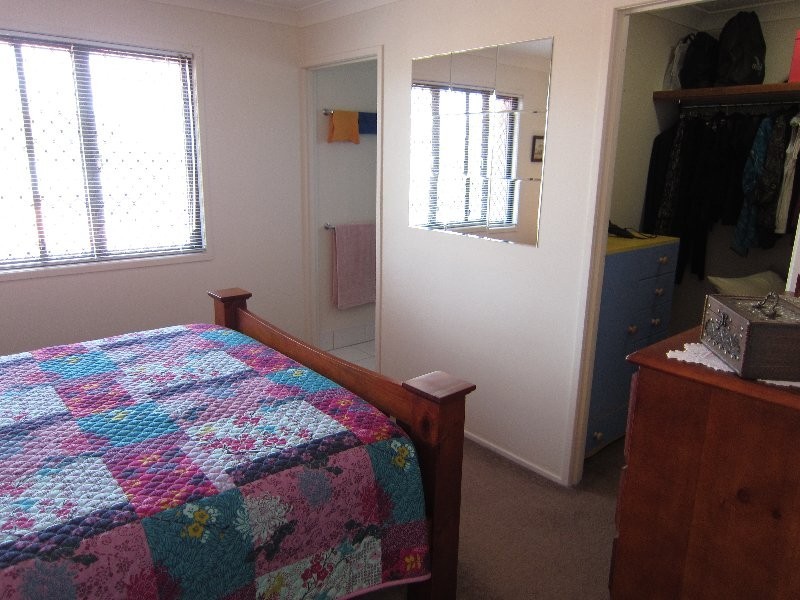 12 Jackson Street, Eastern Heights QLD 4305