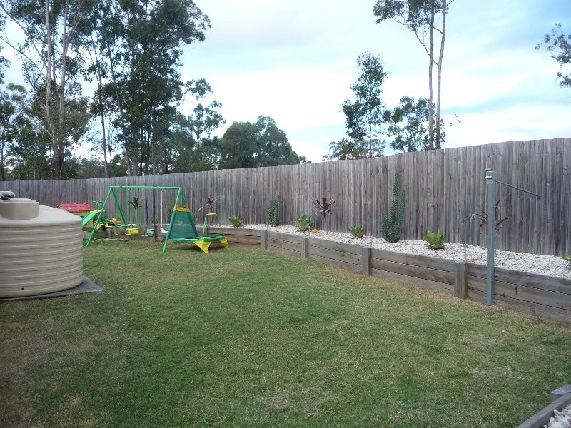 22 Eric Drive, Blackstone QLD 4304