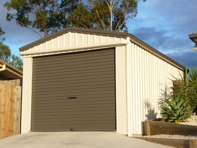 22 Eric Drive, Blackstone QLD 4304