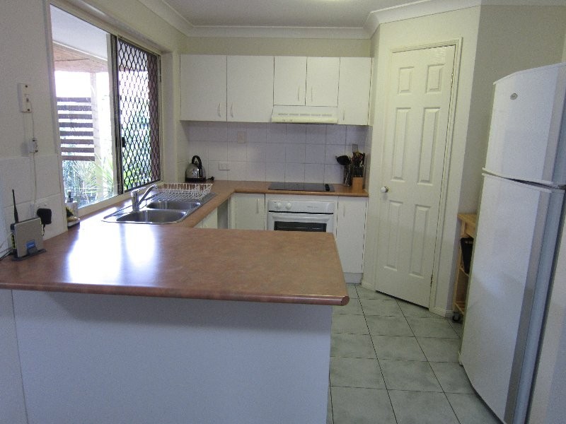 9 Elmhurst Crescent, Flinders View QLD 4305