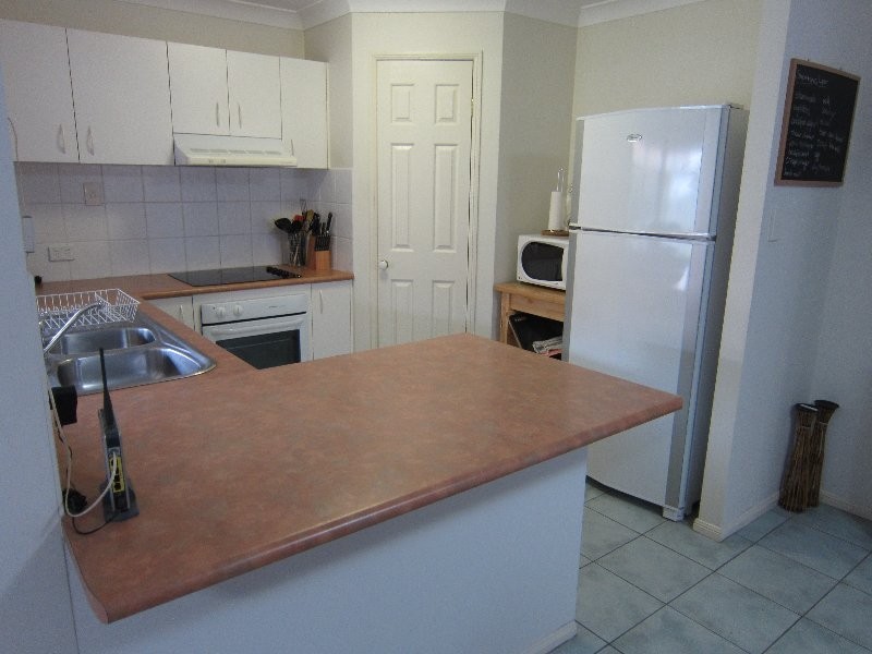 9 Elmhurst Crescent, Flinders View QLD 4305