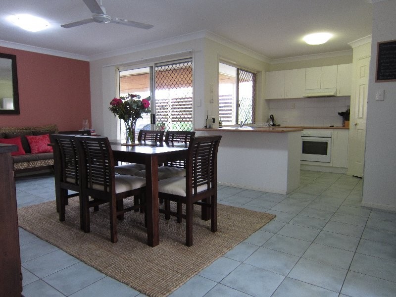 9 Elmhurst Crescent, Flinders View QLD 4305