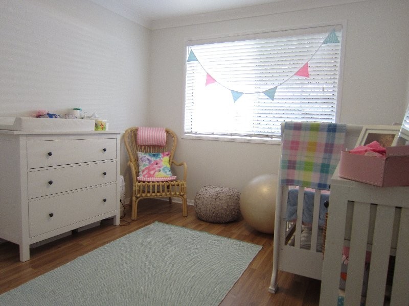 9 Elmhurst Crescent, Flinders View QLD 4305