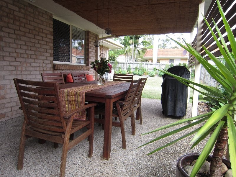 9 Elmhurst Crescent, Flinders View QLD 4305