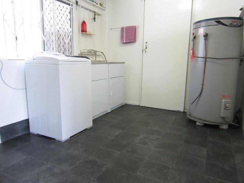 26 Warner Street, Raceview QLD 4305