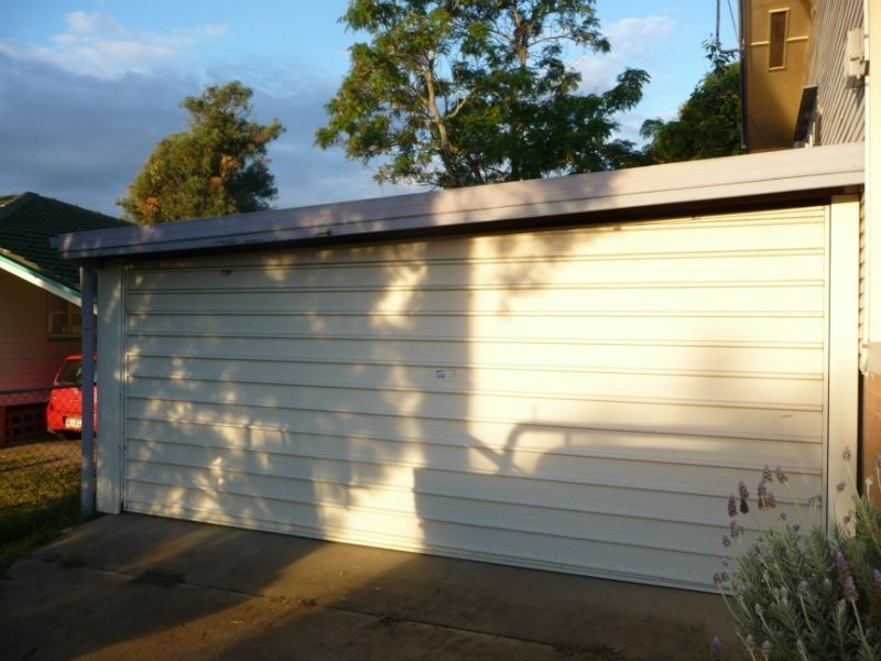 216 Warwick Road, Churchill QLD 4305