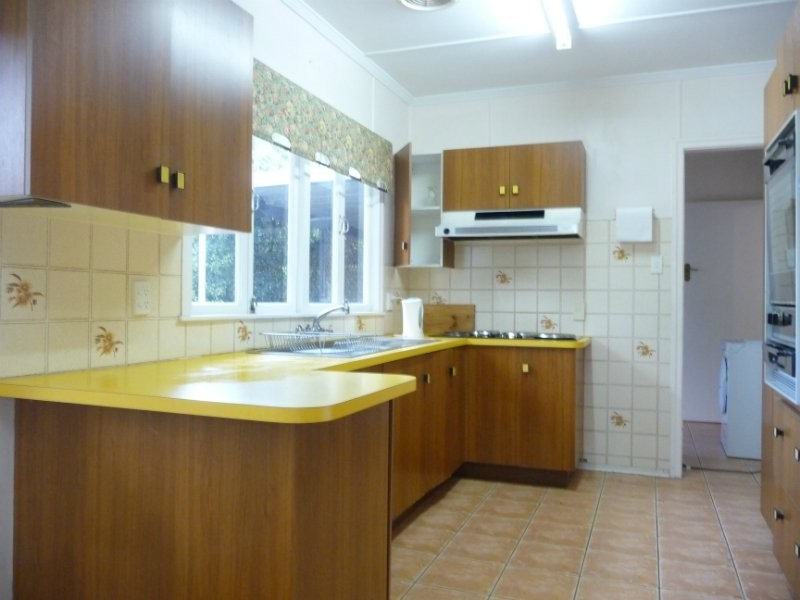 216 Warwick Road, Churchill QLD 4305