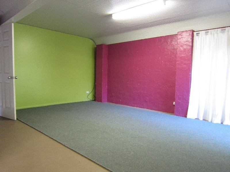 37 Warner Street, Raceview QLD 4305