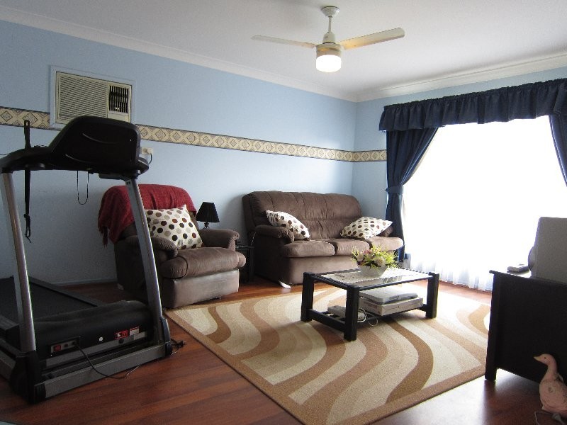 6 Pepperina Street, Flinders View QLD 4305