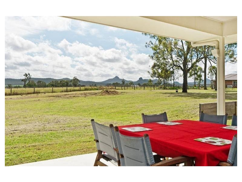 27 Ivory Close, Peak Crossing QLD 4306