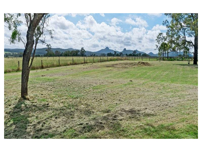 27 Ivory Close, Peak Crossing QLD 4306