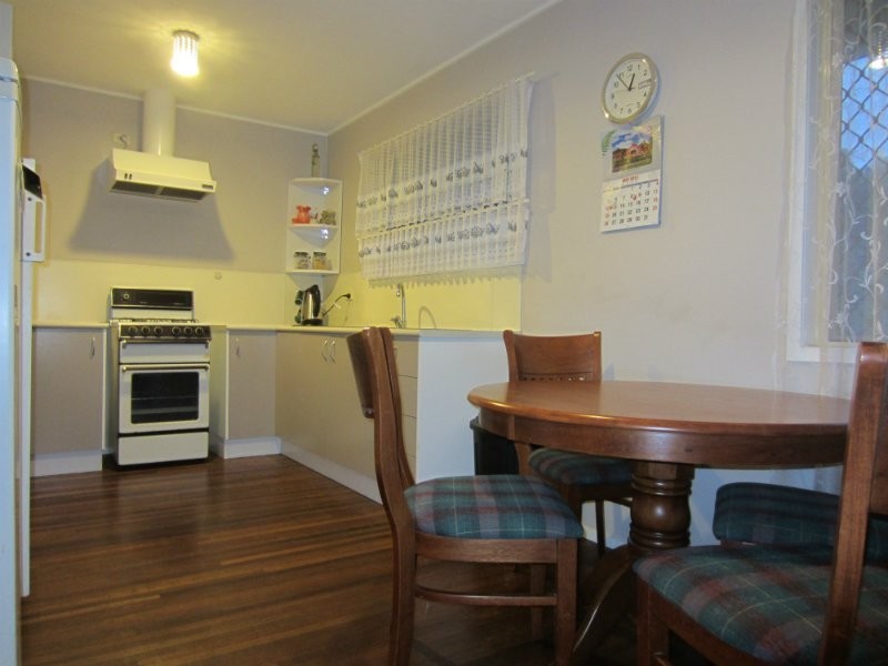 52 Flinders Drive, Leichhardt QLD 4305