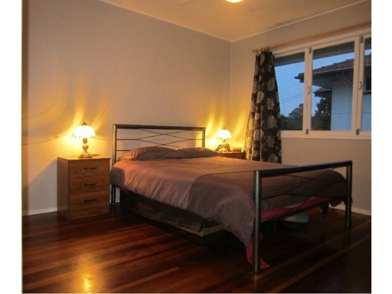 52 Flinders Drive, Leichhardt QLD 4305