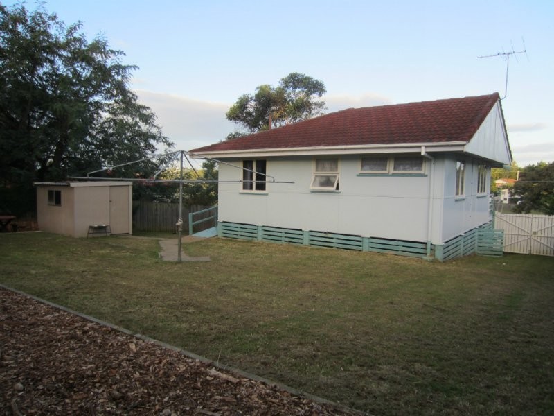 52 Flinders Drive, Leichhardt QLD 4305