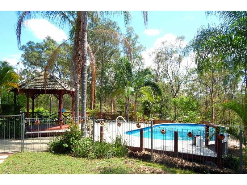 27 Timbarra Crescent, Karana Downs QLD 4306