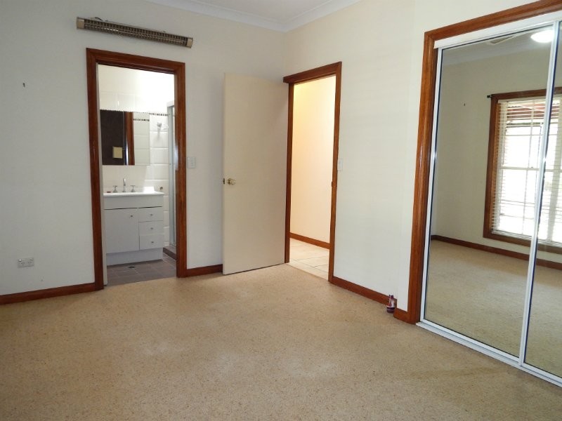 27 Timbarra Crescent, Karana Downs QLD 4306