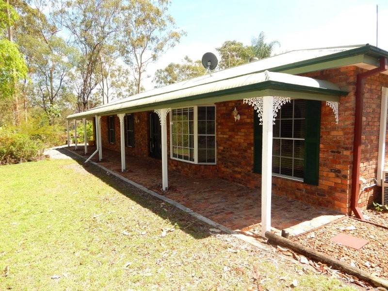 27 Timbarra Crescent, Karana Downs QLD 4306