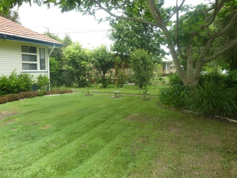 23 Crosshill Street, Leichhardt QLD 4305