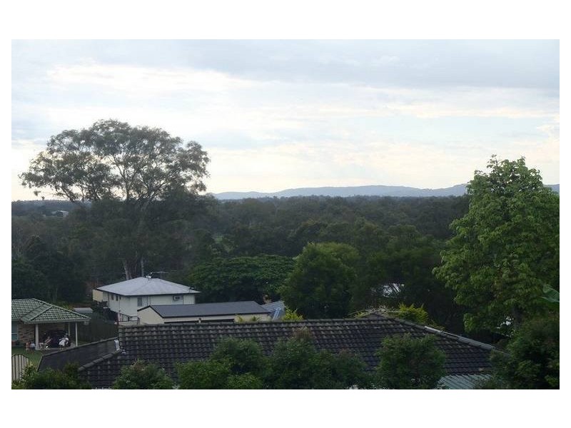 2/5 Lagoona Court, Churchill QLD 4305