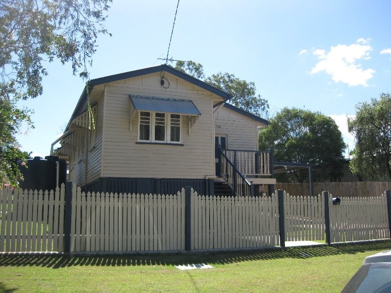 8 Wyman Street, Brassall QLD 4305