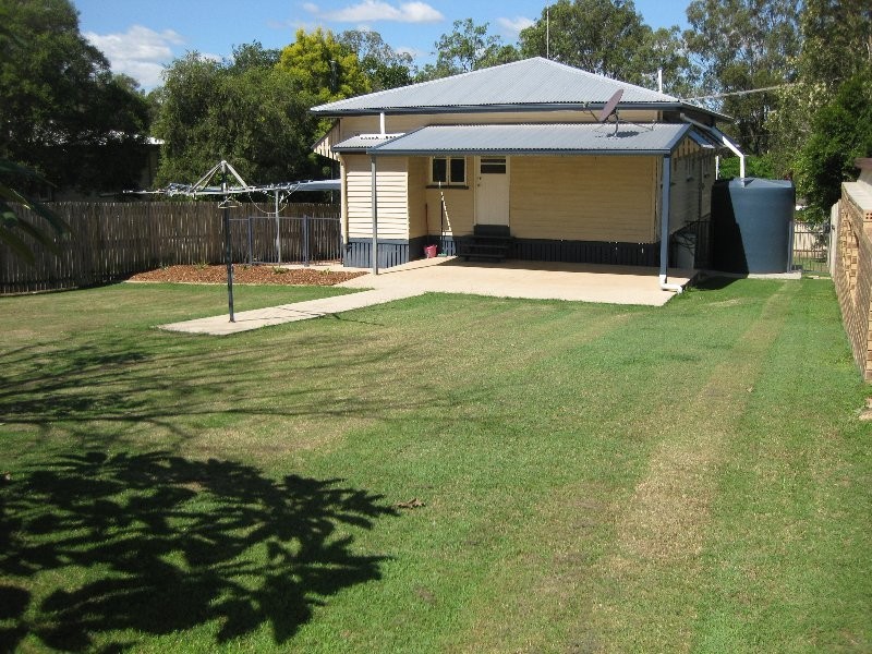 8 Wyman Street, Brassall QLD 4305