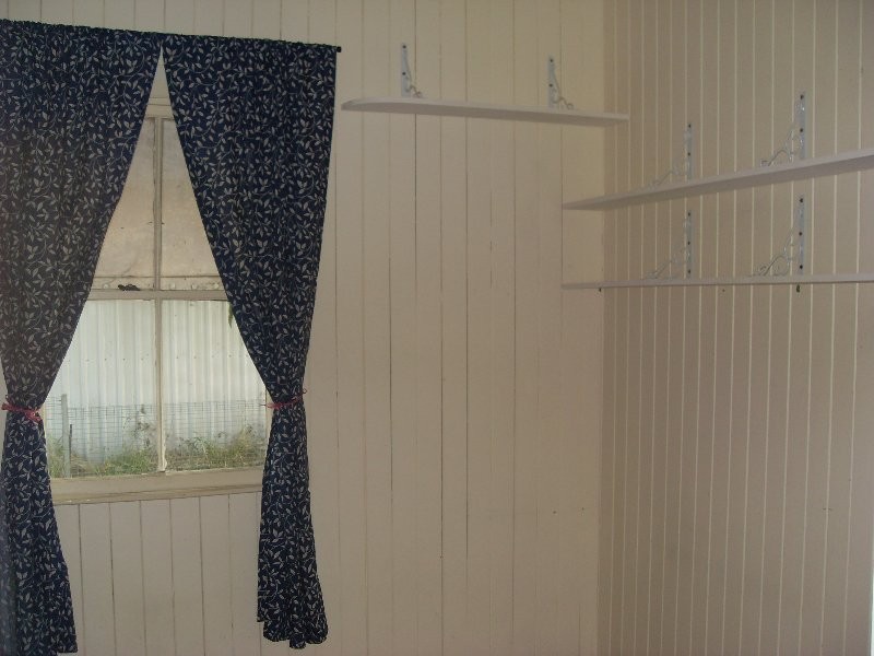 12 River Road, Bundamba QLD 4304