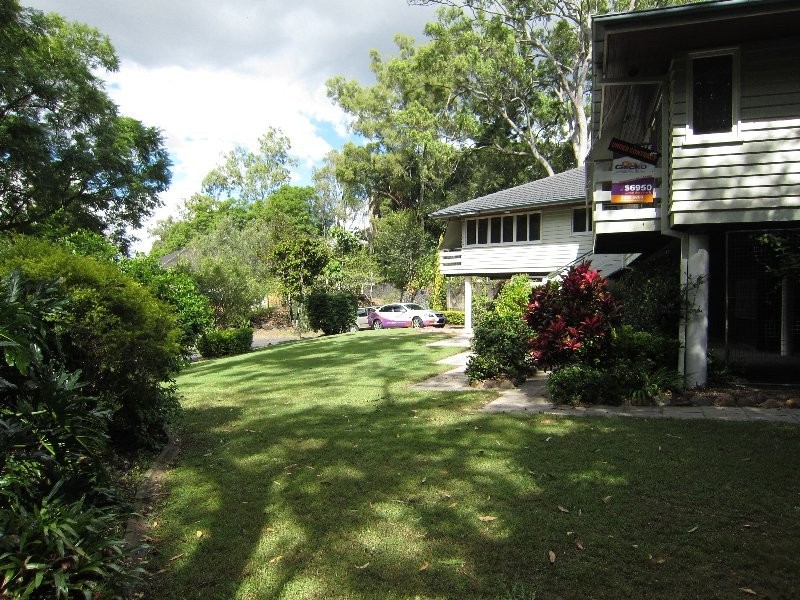 7 Walker Street, Ipswich QLD 4305