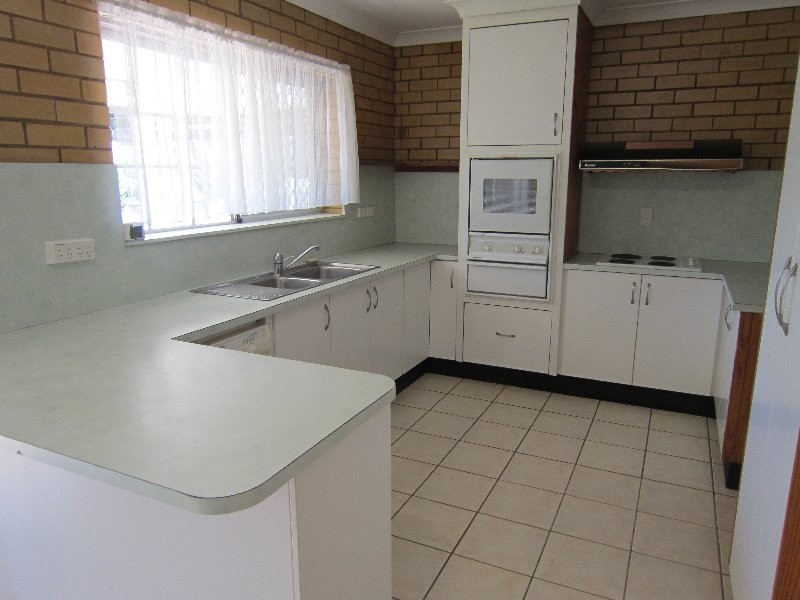 39 Glebe Road, Newtown QLD 4305