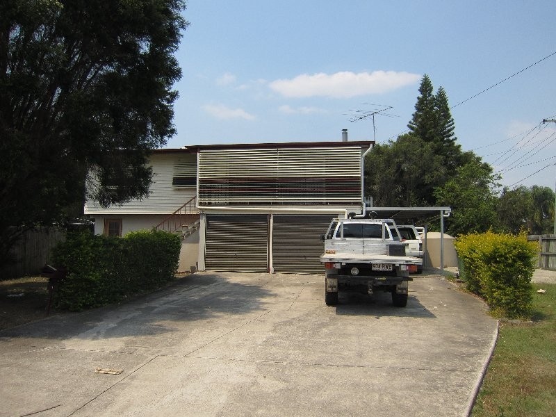 1 Eileen Street, Flinders View QLD 4305