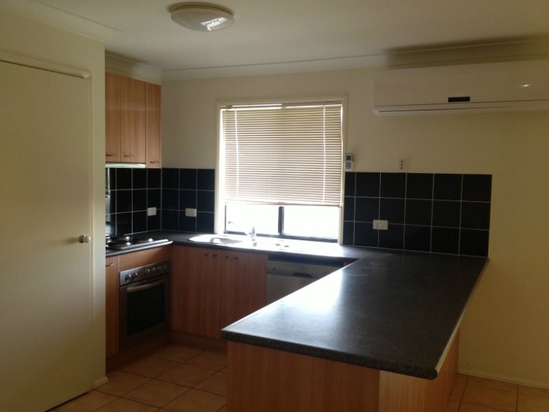 14 Sandhurst Place, Brassall QLD 4305