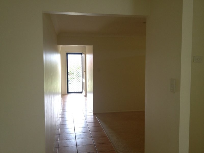 14 Sandhurst Place, Brassall QLD 4305
