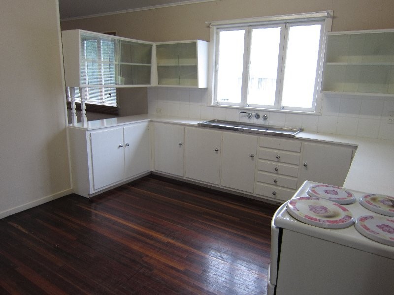 148 Whitehill Road, Raceview QLD 4305