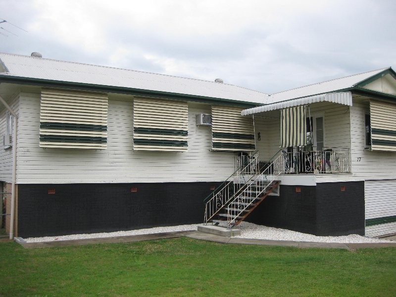 17 Marginson Street, Leichhardt QLD 4305