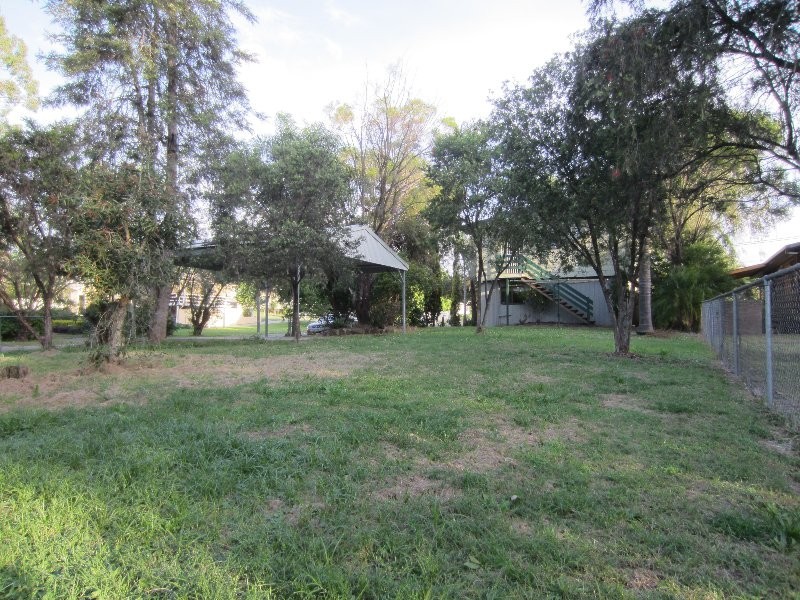 3 Perry Street, Churchill QLD 4305