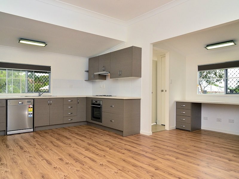 14 Brisbane Road, East Ipswich QLD 4305