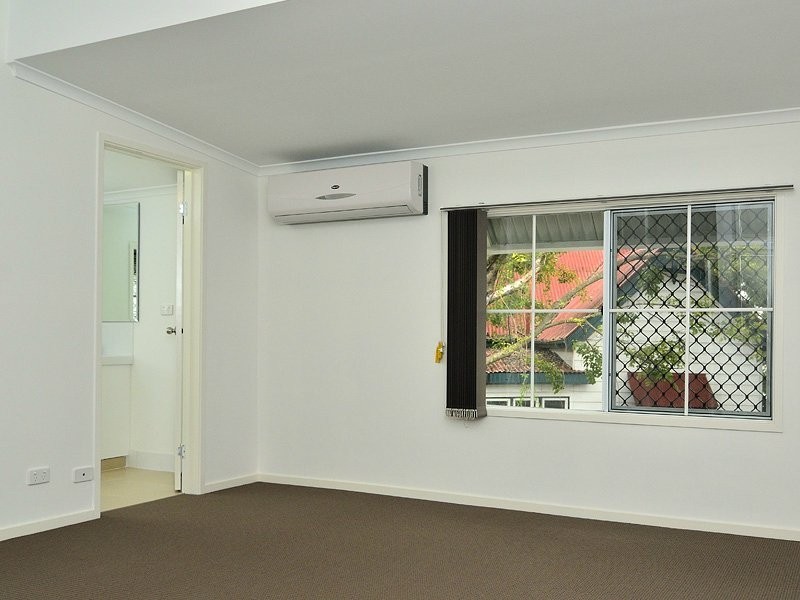 14 Brisbane Road, East Ipswich QLD 4305