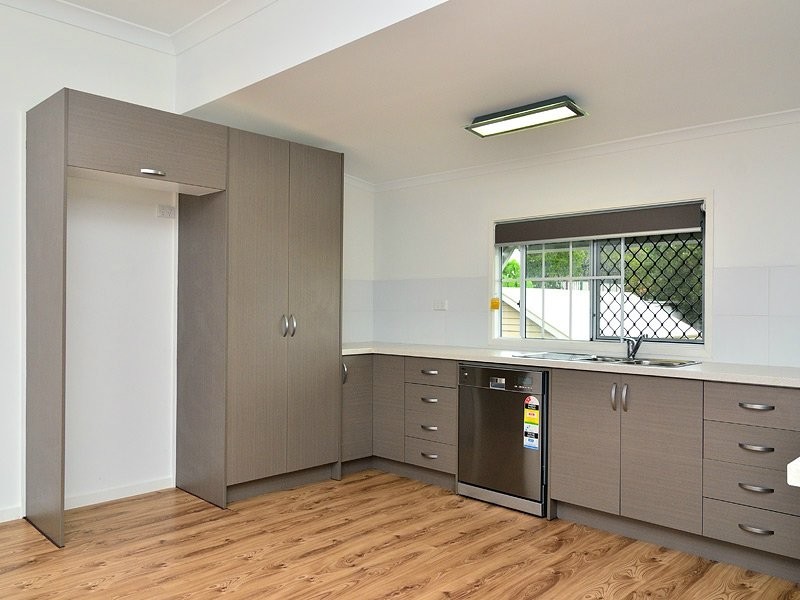 14 Brisbane Road, East Ipswich QLD 4305