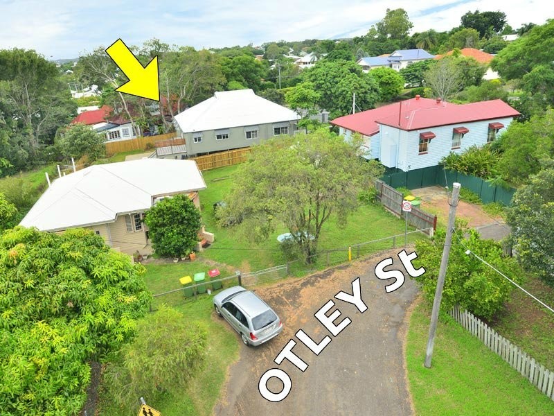 14 Brisbane Road, East Ipswich QLD 4305