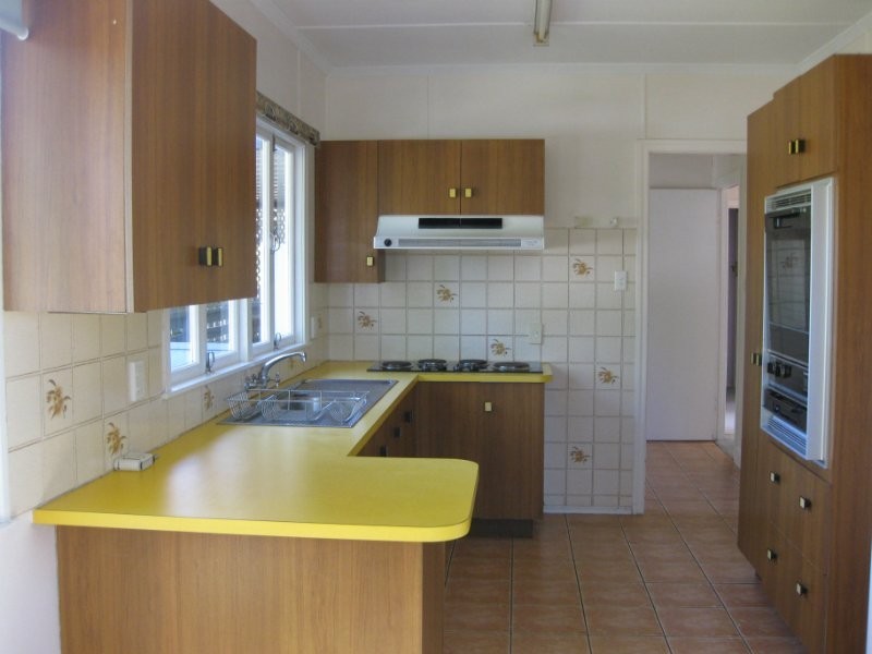 216 Warwick Road, Churchill QLD 4305