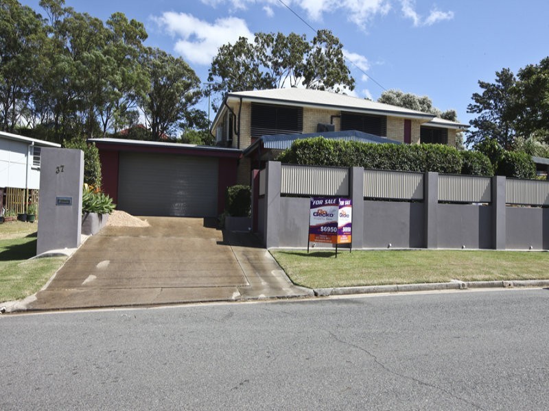 37 FISHER STREET, West Gladstone QLD 4680