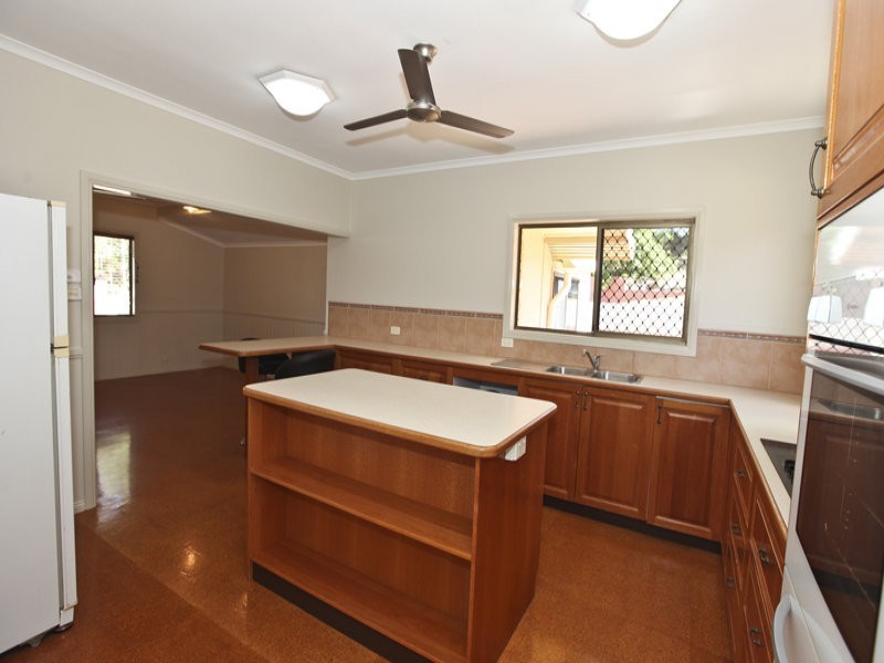 37 FISHER STREET, West Gladstone QLD 4680