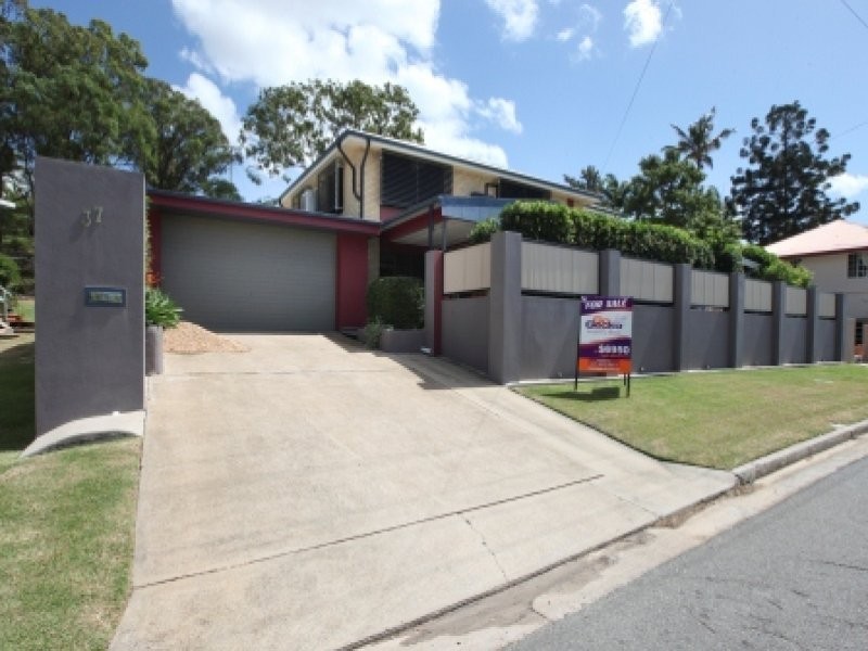 37 FISHER STREET, West Gladstone QLD 4680