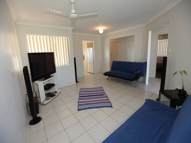 15 Willespie Place, New Auckland QLD 4680