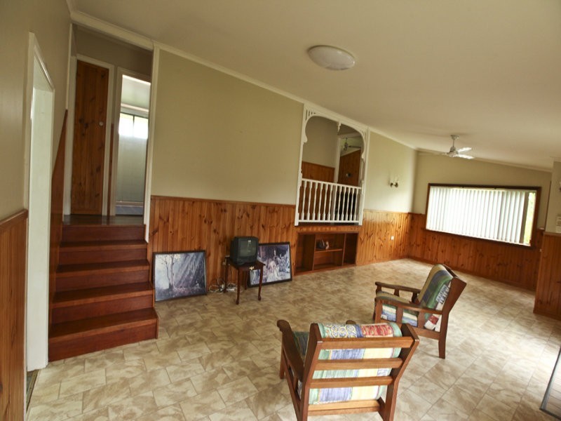 14 Allunga Drive, Glen Eden QLD 4680