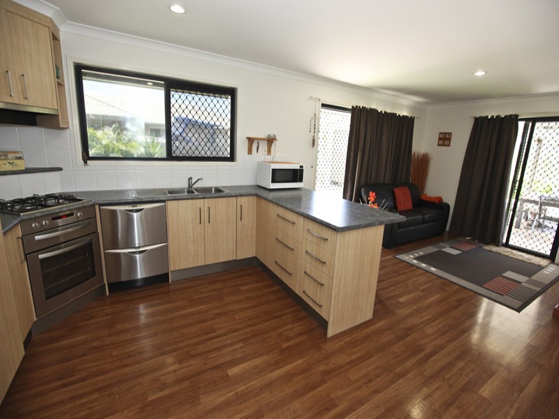 35 Cavella Drive, Glen Eden QLD 4680