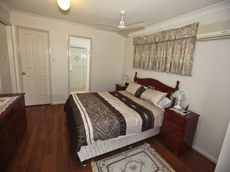 5 Huntington Court, New Auckland QLD 4680